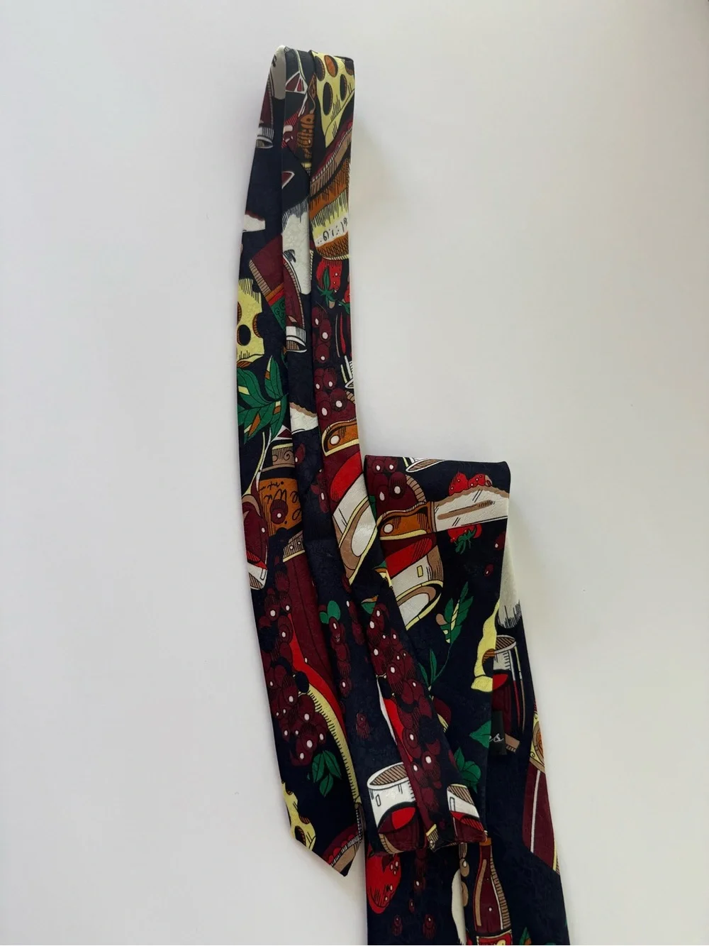 Designs by A. Rogers Winery/Vineyard Theme silk tie